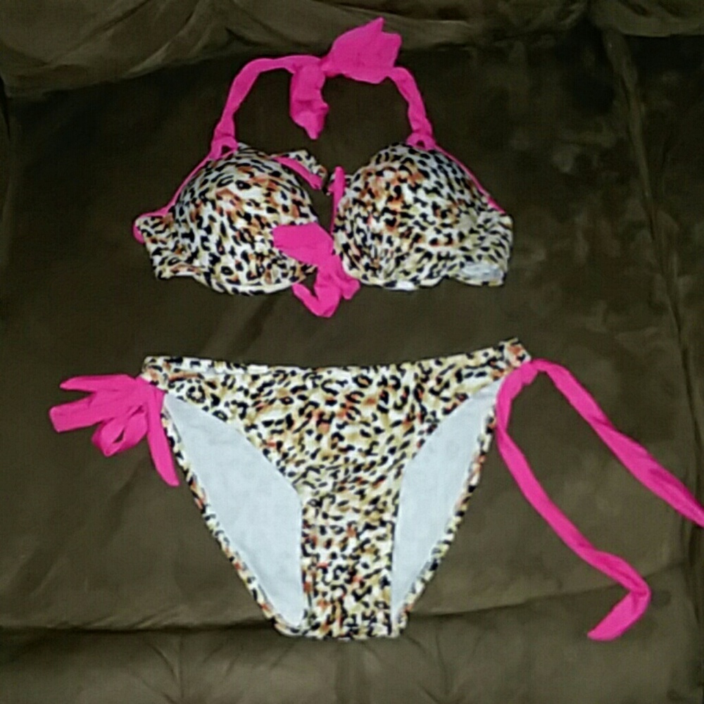 Very gorgeous, sexy bikin! Brand new!